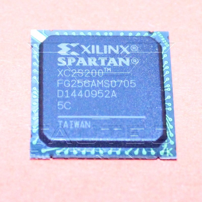 XC2S200-5FG256C